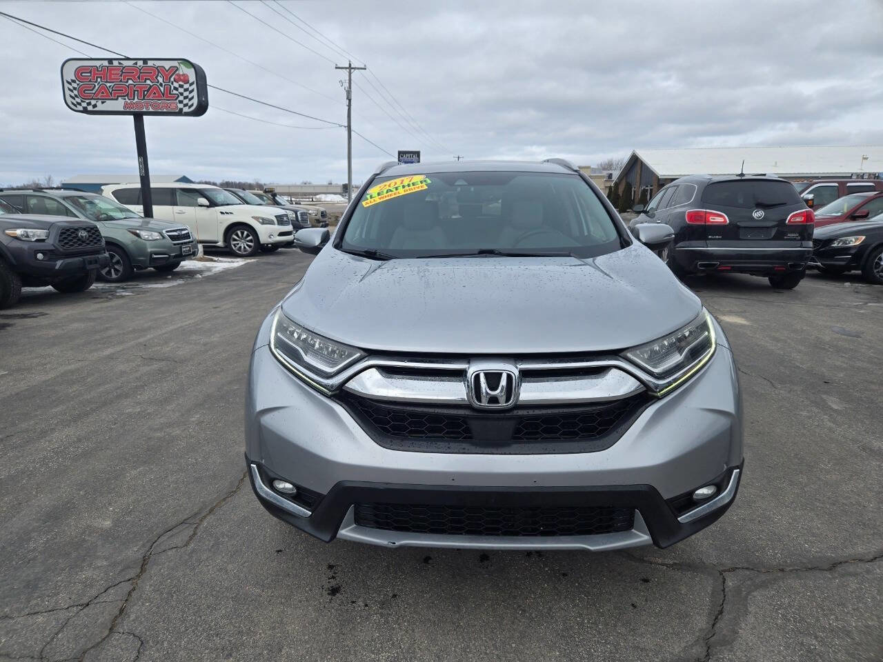 Used 2017 Honda CR-V Touring image 10