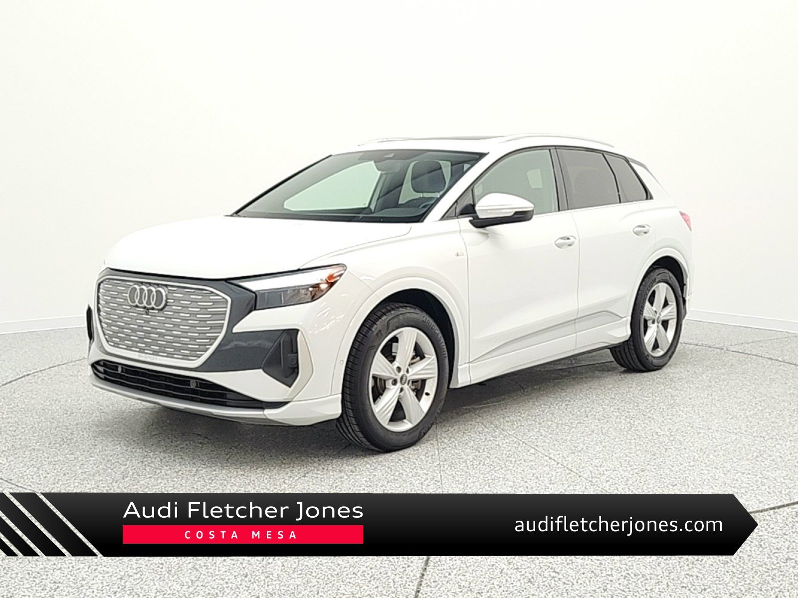 Used 2024 Audi Q4 e-tron Premium Plus image 1