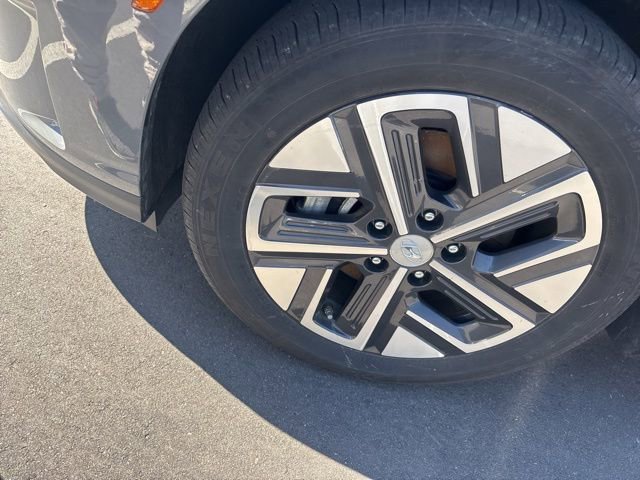 Used 2023 Hyundai Kona Limited w/ Cargo Package image 5