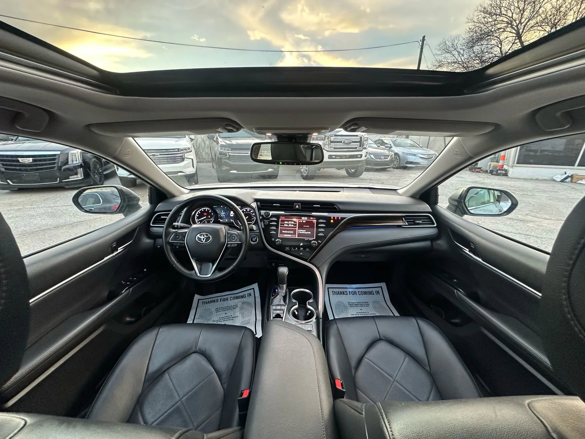 Used 2019 Toyota Camry XLE image 13