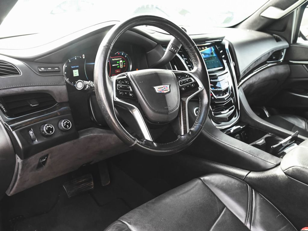 Used 2016 Cadillac Escalade Platinum image 14