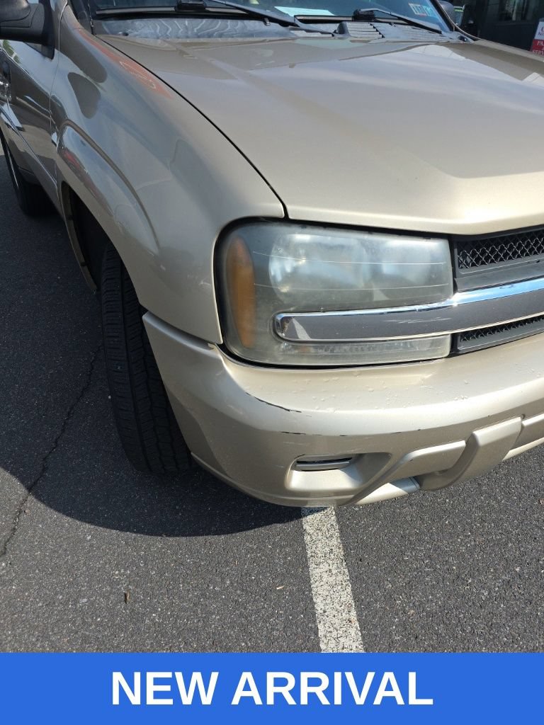 Used 2007 Chevrolet TrailBlazer LS AWD/4WD image 2