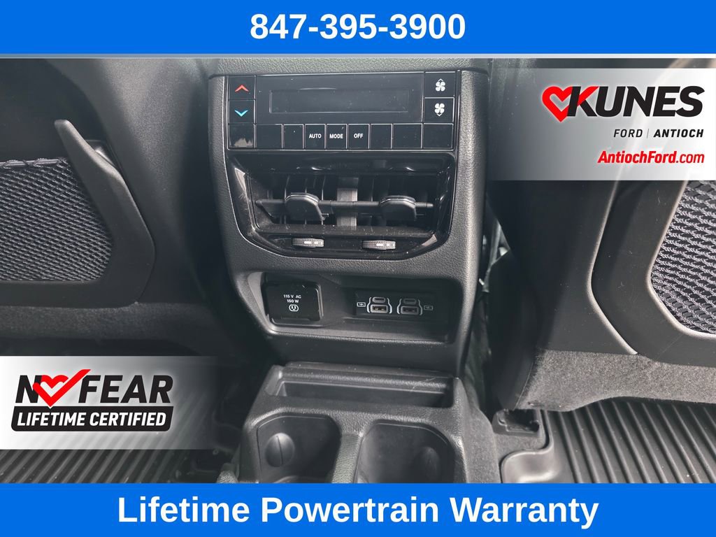 Used 2024 Jeep Grand Cherokee L Altitude image 30