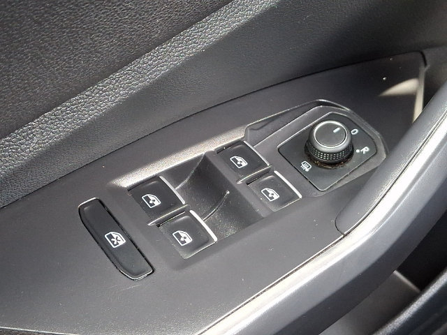 Used 2025 Volkswagen Jetta S FWD image 26