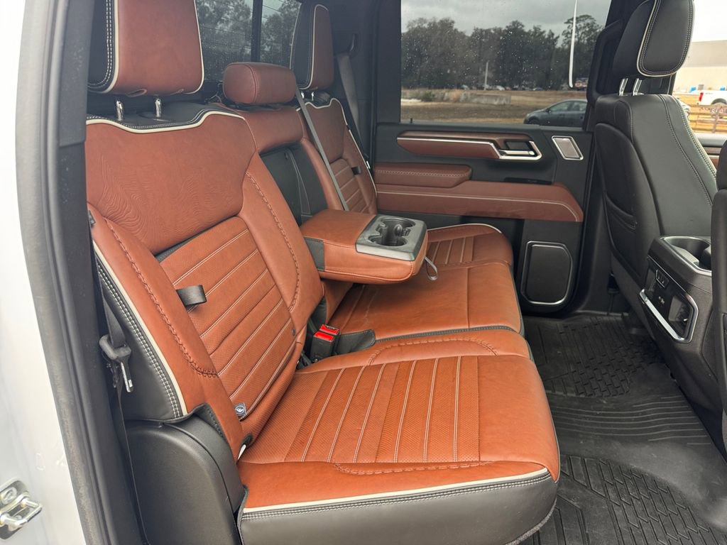Used 2025 GMC Sierra 2500 Denali Ultimate image 24