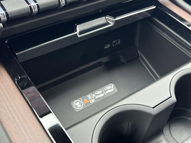 New 2026 GMC Yukon XL Denali w/ Sun & Power Step Package image 12