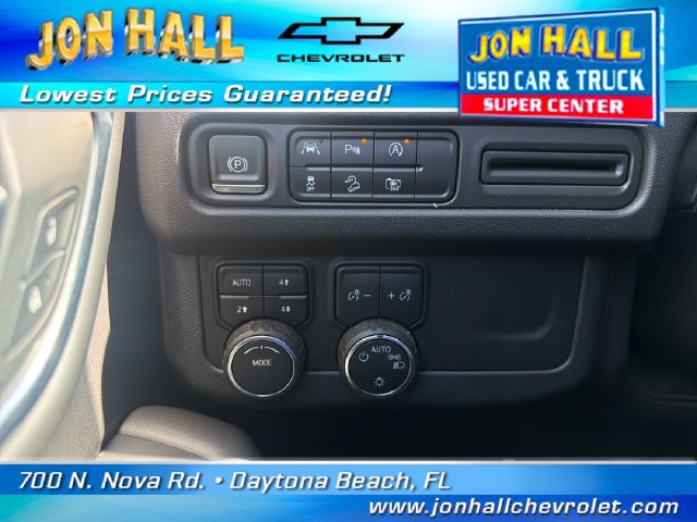 Used 2023 Chevrolet Tahoe Z71 w/ Luxury Package AWD/4WD image 22