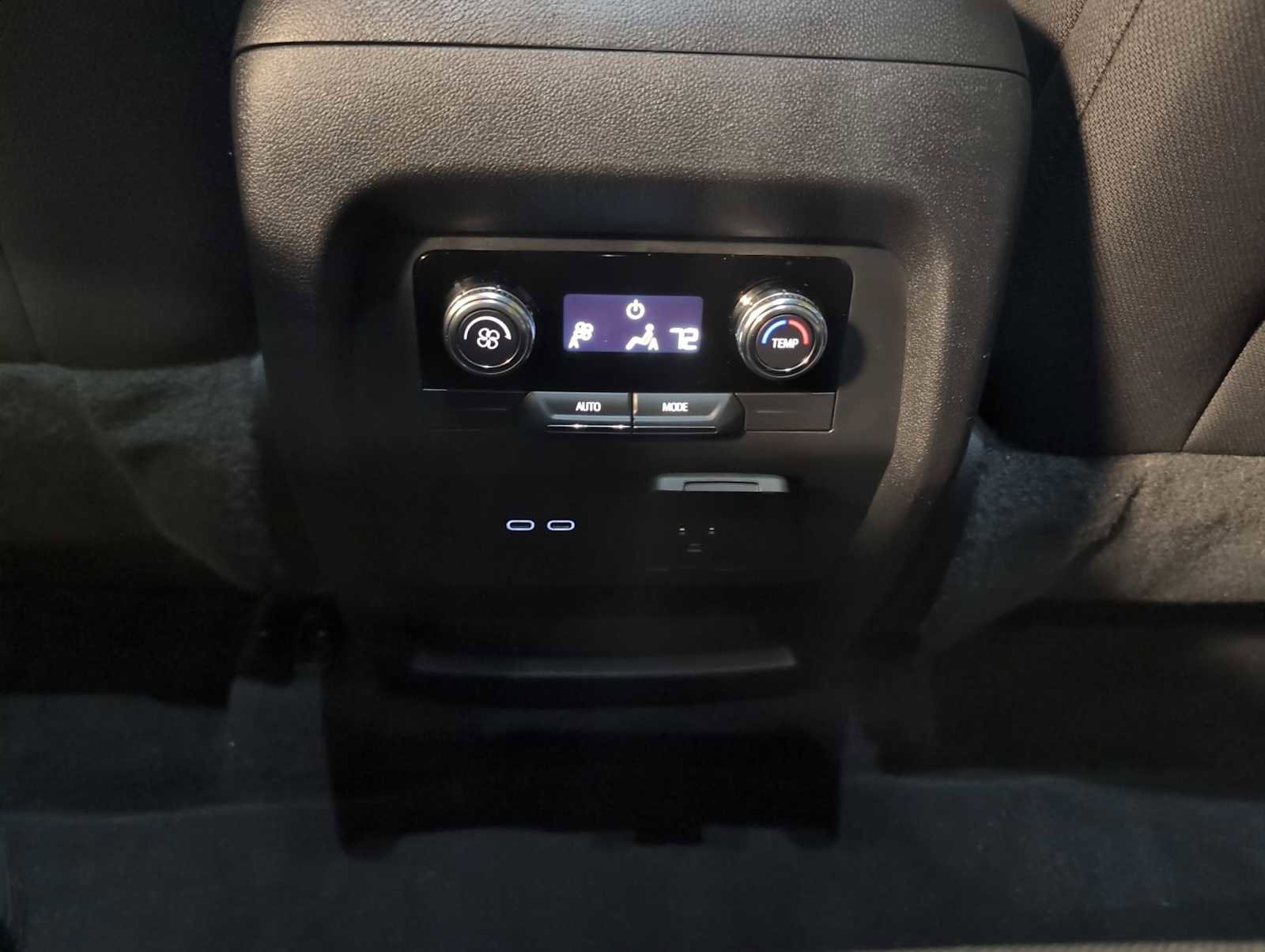 Used 2025 GMC Acadia Elevation image 22