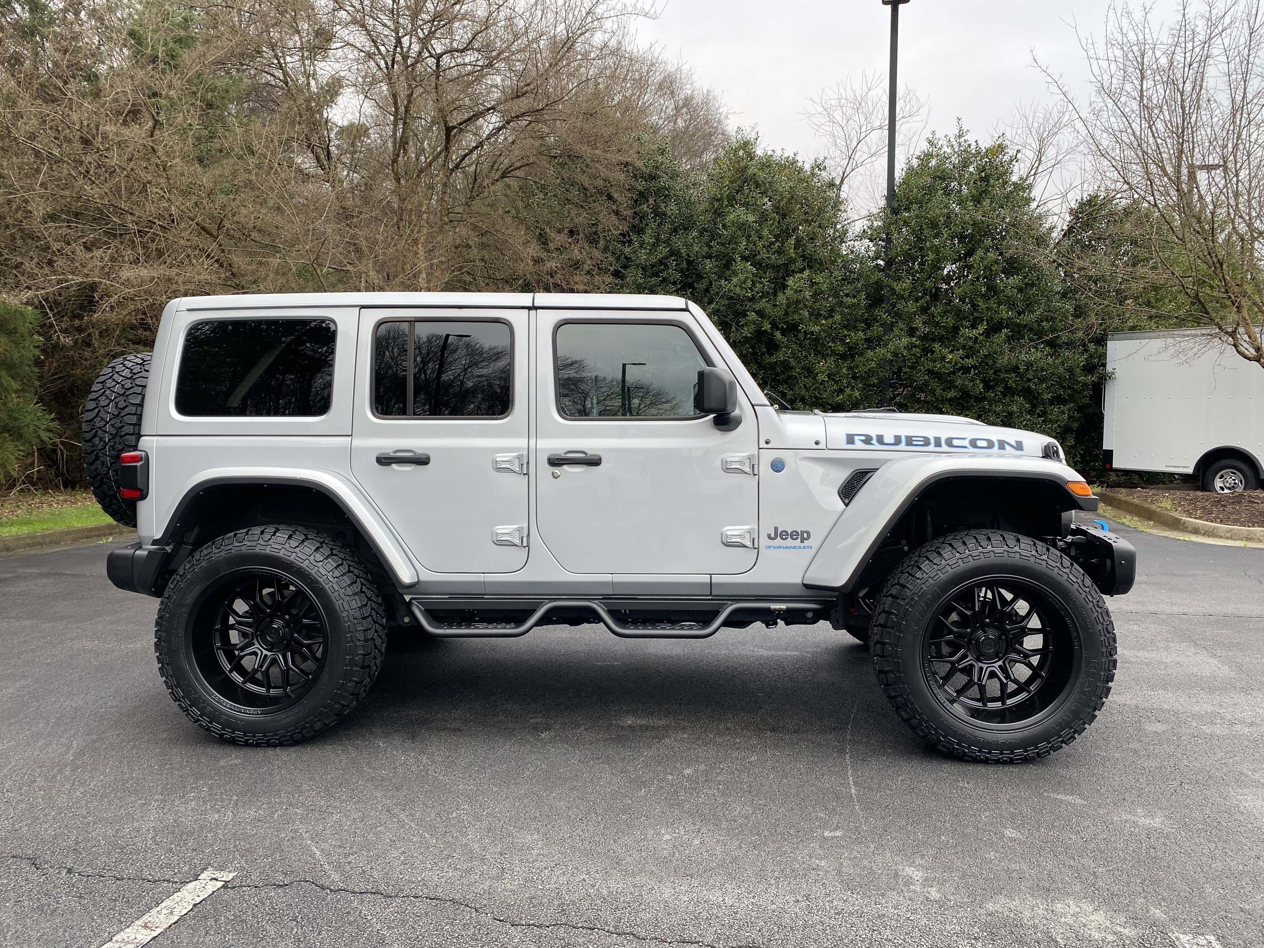 Used 2024 Jeep Wrangler Unlimited Rubicon 4xe image 10