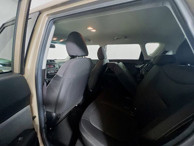 Used 2015 Kia Soul FWD image 20