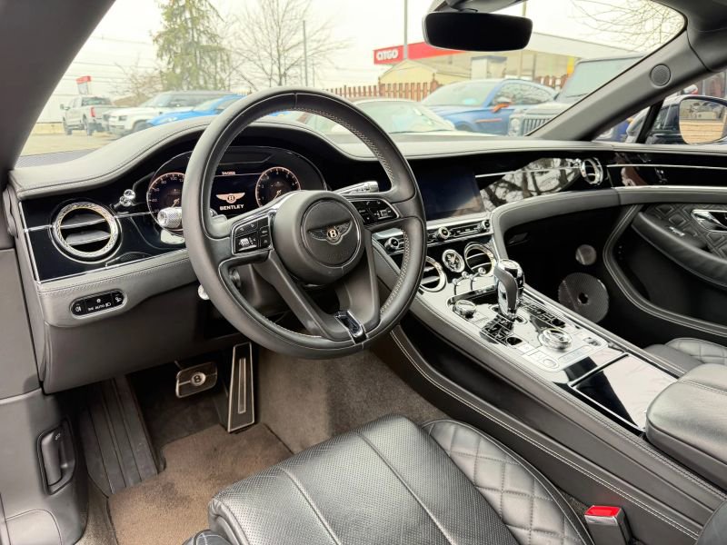 Used 2020 Bentley Continental GT image 13