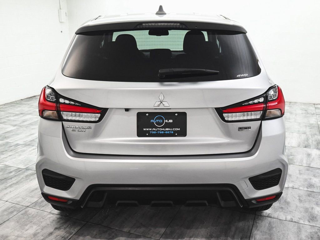 Used 2025 Mitsubishi Outlander Sport LE image 5