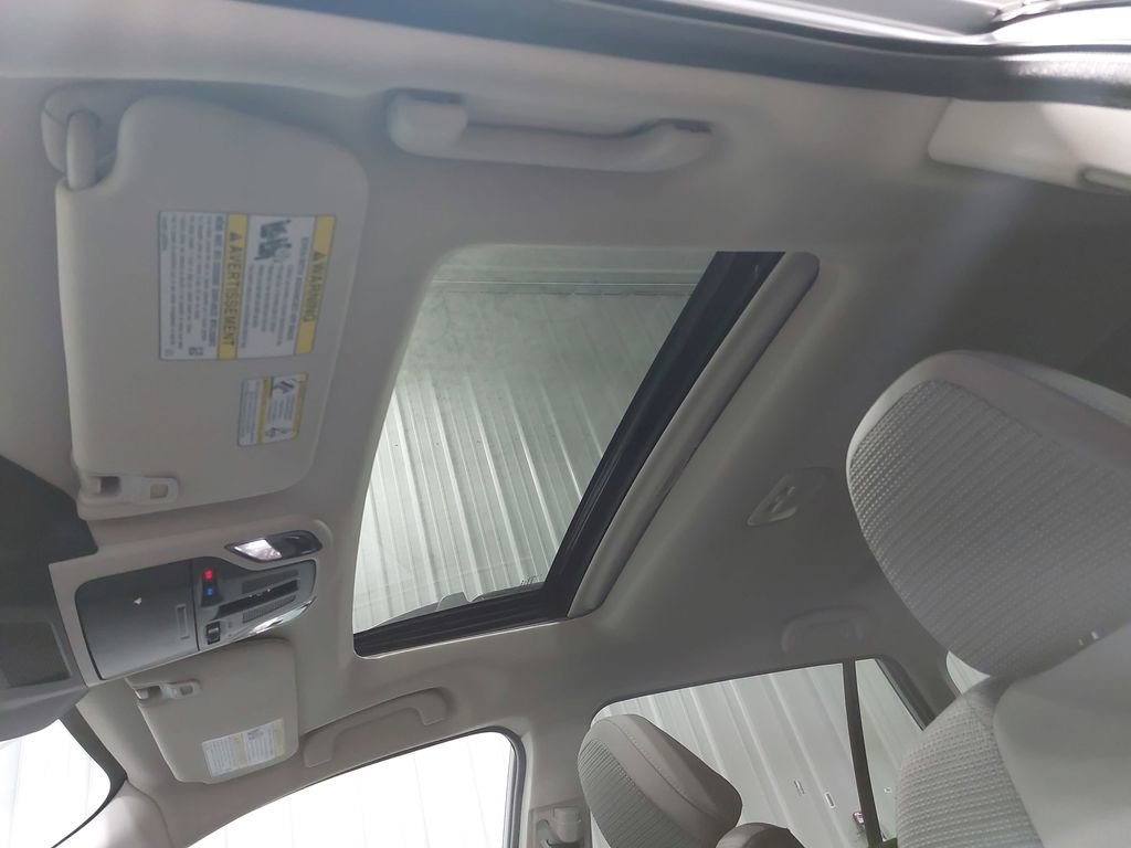 Used 2025 Subaru Outback Premium image 57