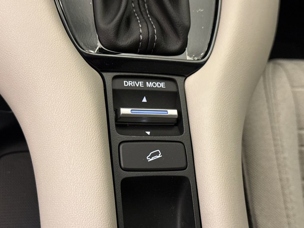 New 2026 Honda HR-V LX image 26