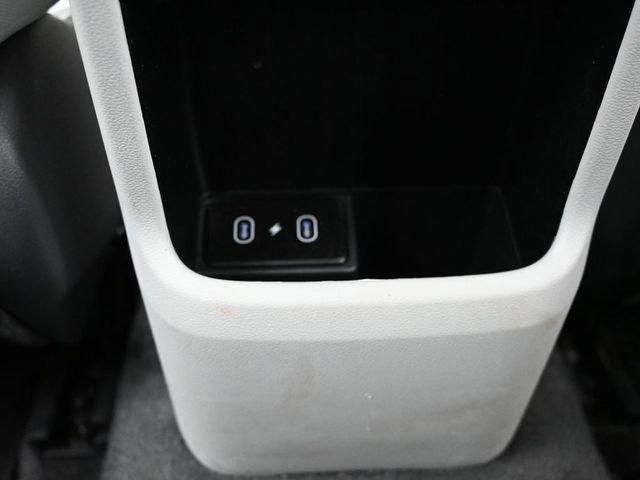 Used 2025 Hyundai Kona SE image 10