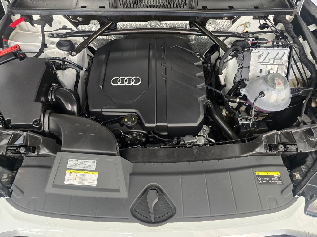 Used 2022 Audi Q5 2.0T Premium w/ Convenience Package image 10