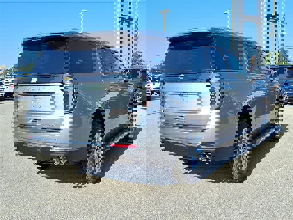 New 2025 Chevrolet Suburban Premier w/ Sun And Tow Package image 20