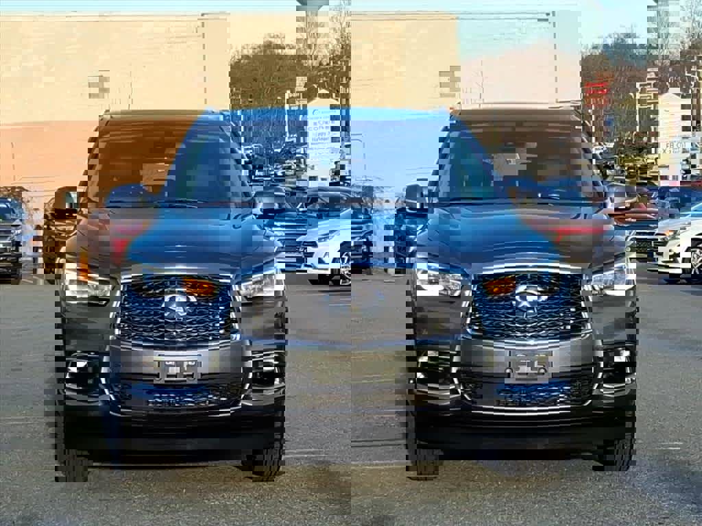 Used 2020 INFINITI QX60 Luxe w/ Essential Package image 6