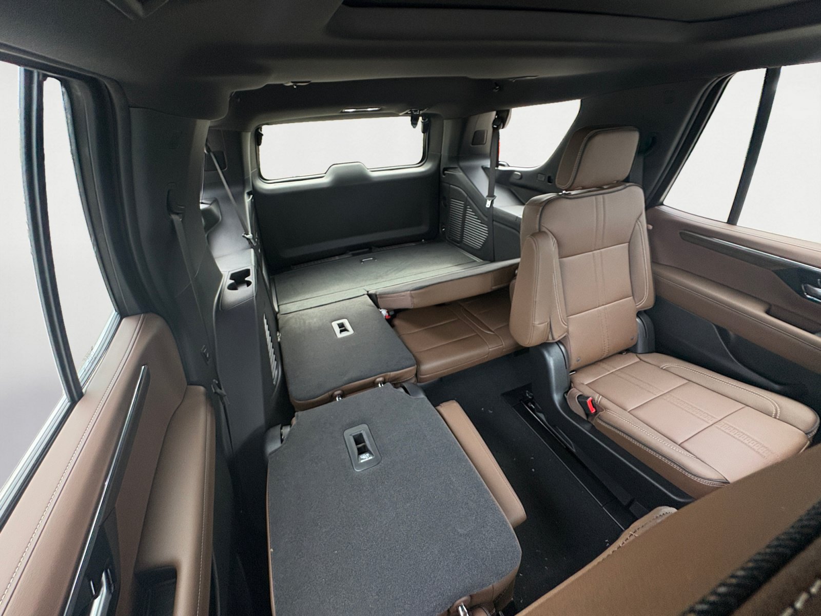 New 2027 Chevrolet Tahoe High Country AWD/4WD image 19