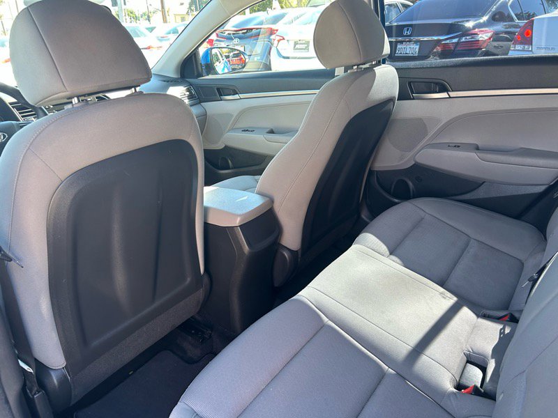 Used 2018 Hyundai Elantra SE image 14