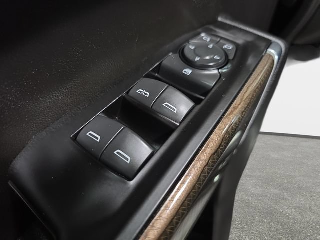 Used 2019 Chevrolet Silverado 1500 LT AWD/4WD image 26
