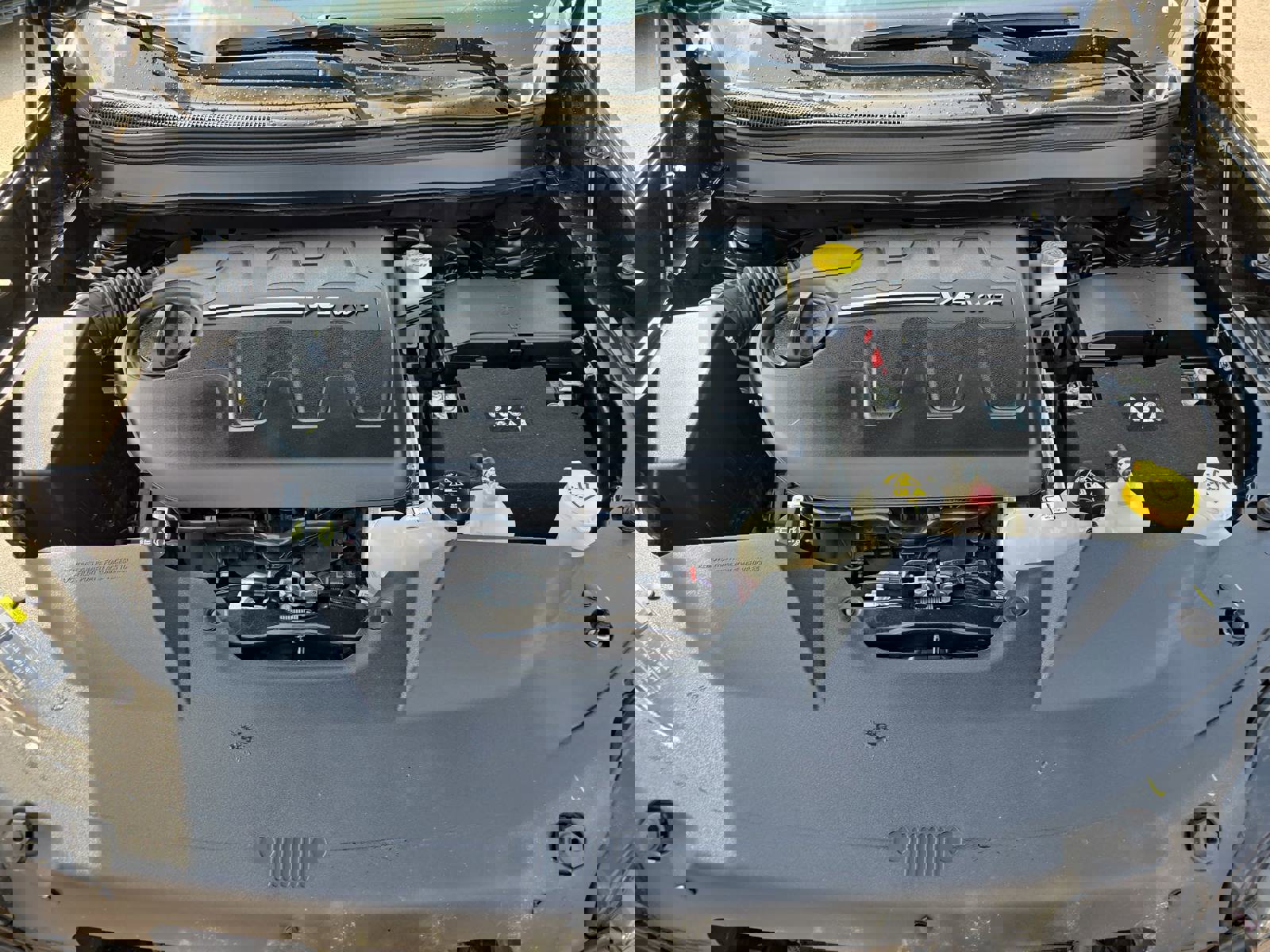 Used 2020 Jeep Cherokee Trailhawk w/ Cold Weather Group image 32