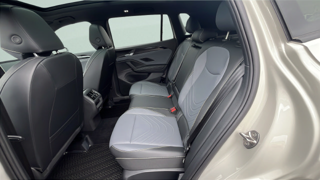 New 2026 Volkswagen Tiguan SE R-Line AWD/4WD image 22