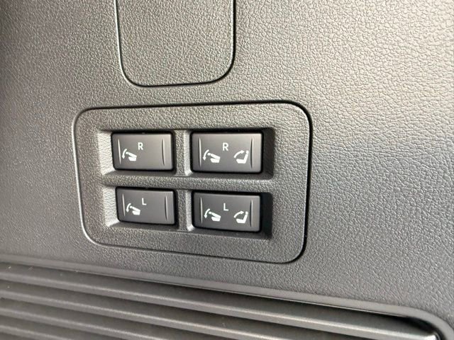 New 2026 Nissan Armada SL image 16