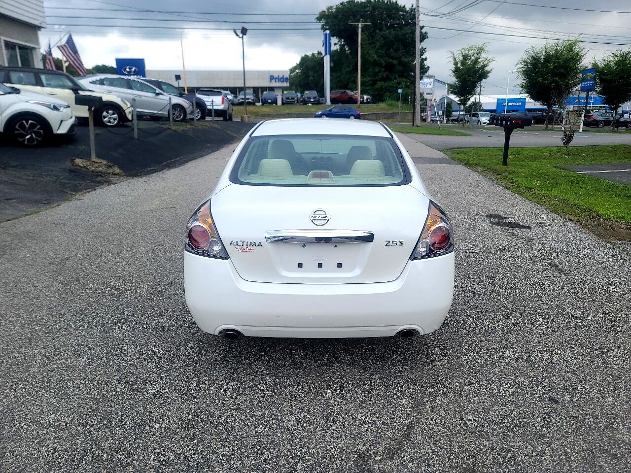 Used 2011 Nissan Altima 2.5 S image 6