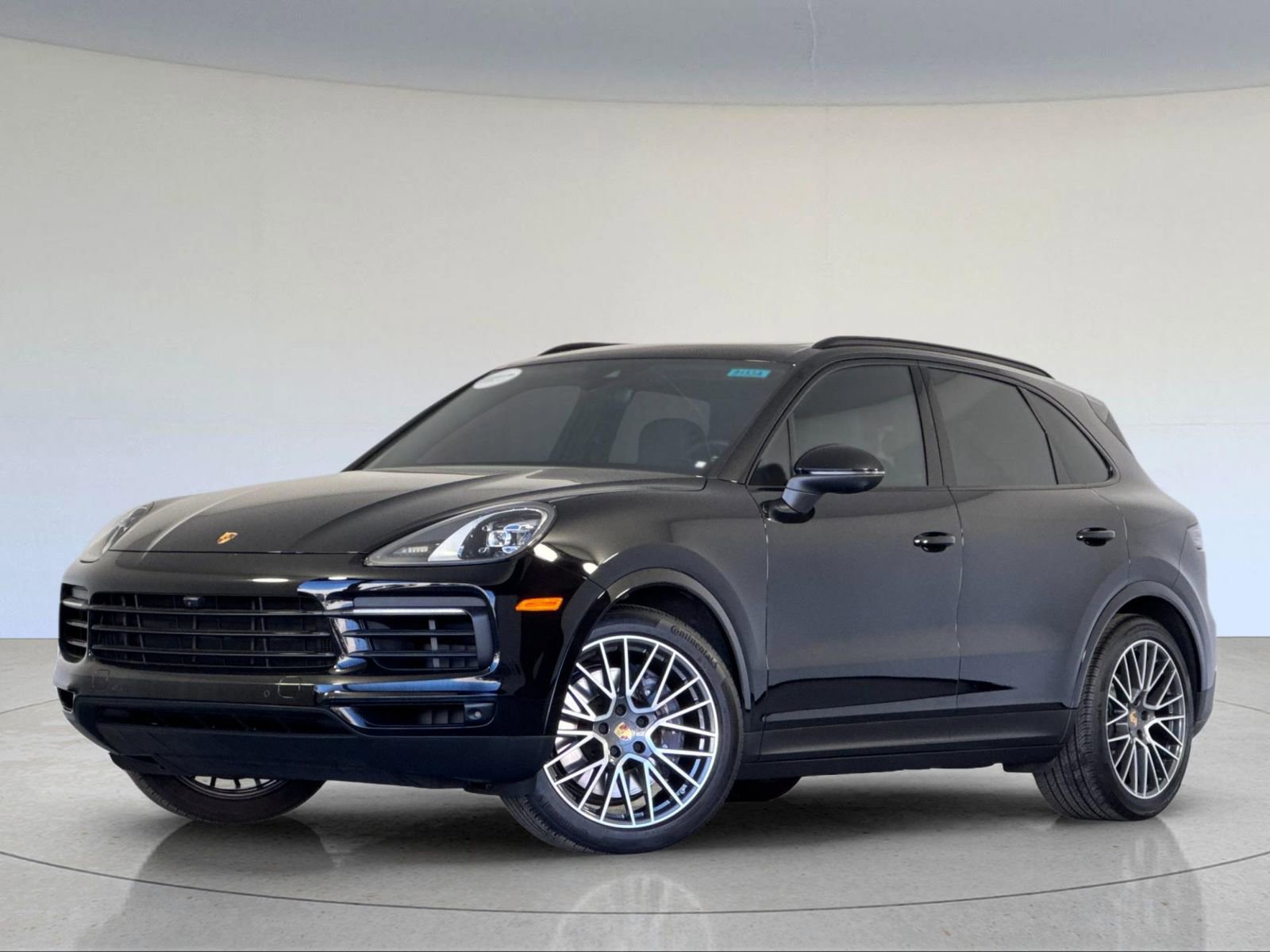Certified 2023 Porsche Cayenne image 1