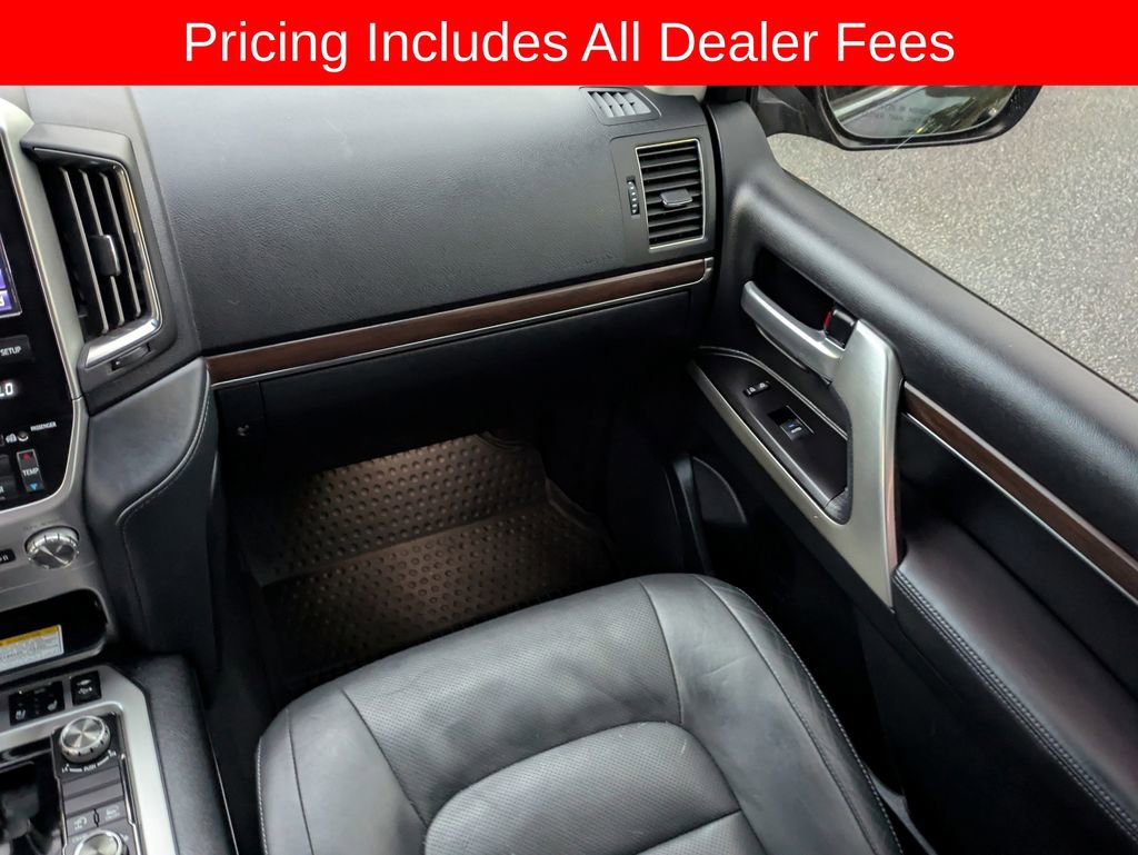 Used 2019 Toyota Land Cruiser AWD/4WD image 18