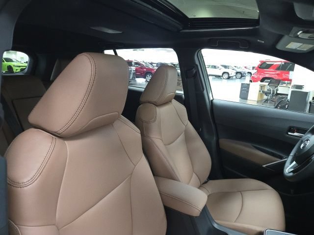 New 2026 Toyota Corolla Cross XLE w/ Convenience Package FWD image 10