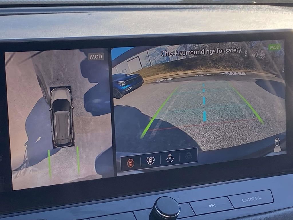 Used 2024 Nissan Rogue SL image 24