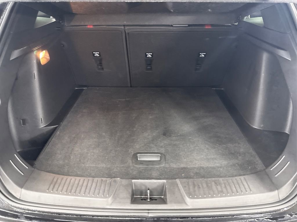 Used 2025 Chevrolet Trax RS image 11