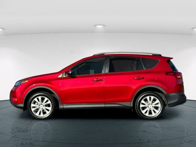 Used 2015 Toyota RAV4 Limited w/ Technology Package AWD/4WD image 3