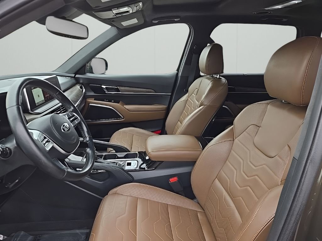 Used 2021 Kia Telluride SX w/ SX Prestige Package AWD/4WD image 9