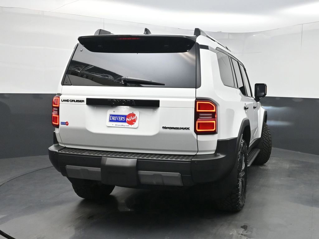 Used 2026 Toyota Land Cruiser w/ Premium Package AWD/4WD image 41