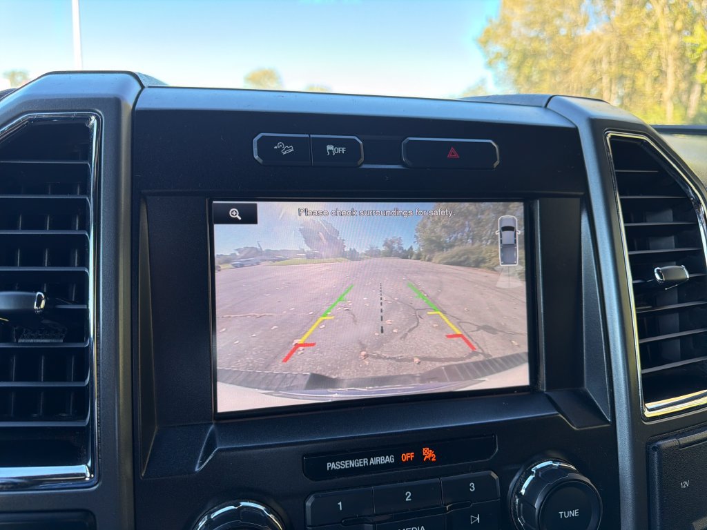 Used 2015 Ford F150 XLT w/ Equipment Group 302A Luxury AWD/4WD image 19