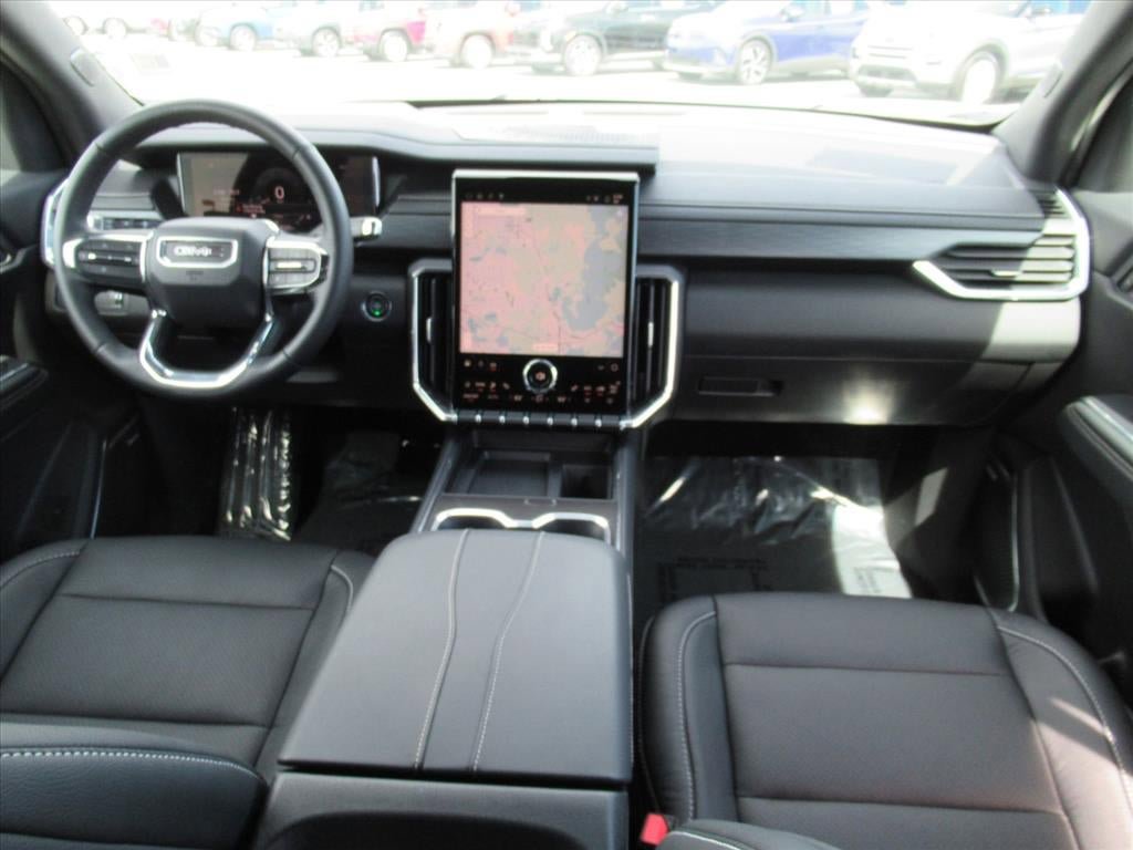 Used 2025 GMC Acadia Elevation FWD image 12