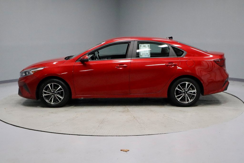 Used 2023 Kia Forte LXS w/ LXS Technology Package image 8