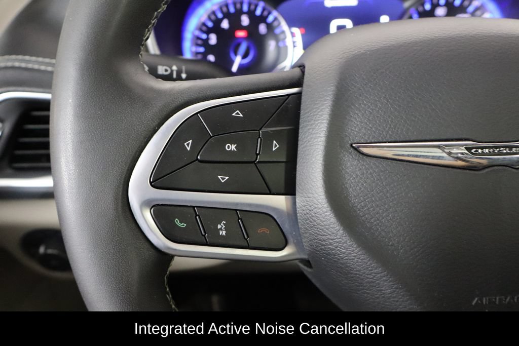 Used 2023 Chrysler Pacifica Limited w/ Uconnect Theater Family Group AWD/4WD image 8