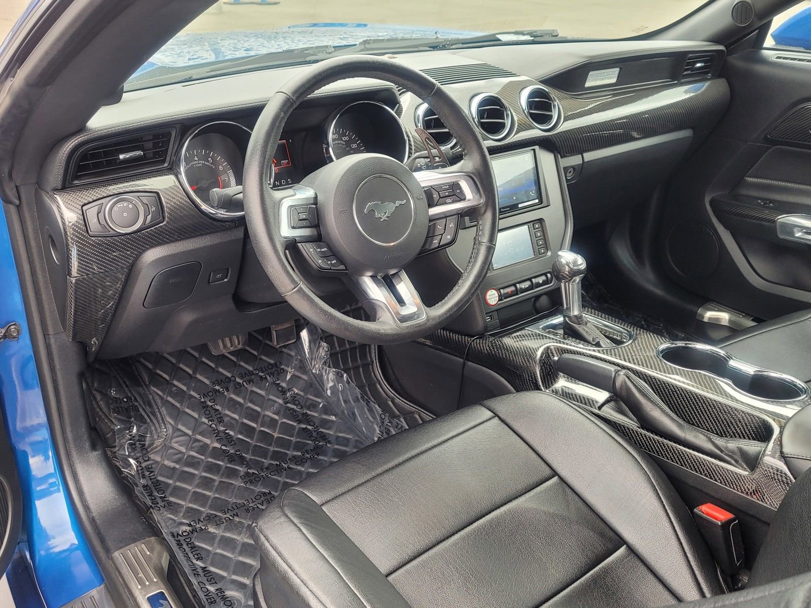 Used 2017 Ford Mustang Coupe image 10