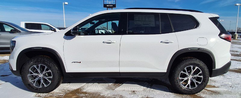 New 2026 GMC Acadia AT4 w/ Luxury Package image 5