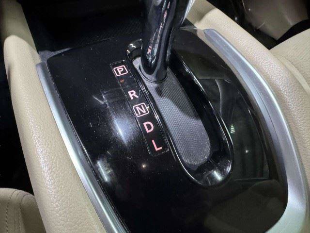 Used 2016 Nissan Rogue SV FWD image 55