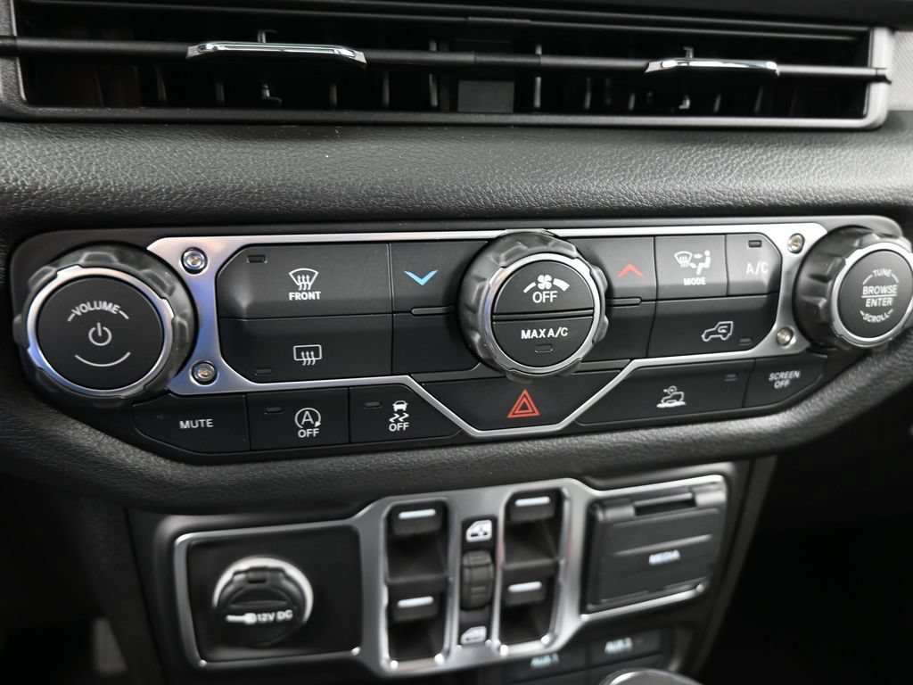 New 2026 Jeep Gladiator Sport AWD/4WD image 17