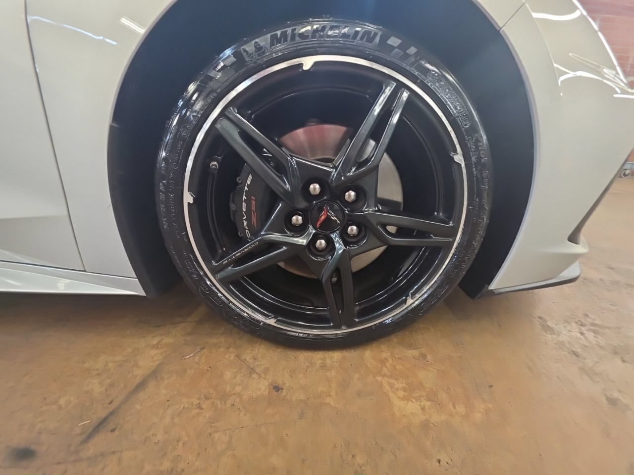 Used 2021 Chevrolet Corvette Stingray Premium Conv w/ Z51 Performance Package RWD image 18