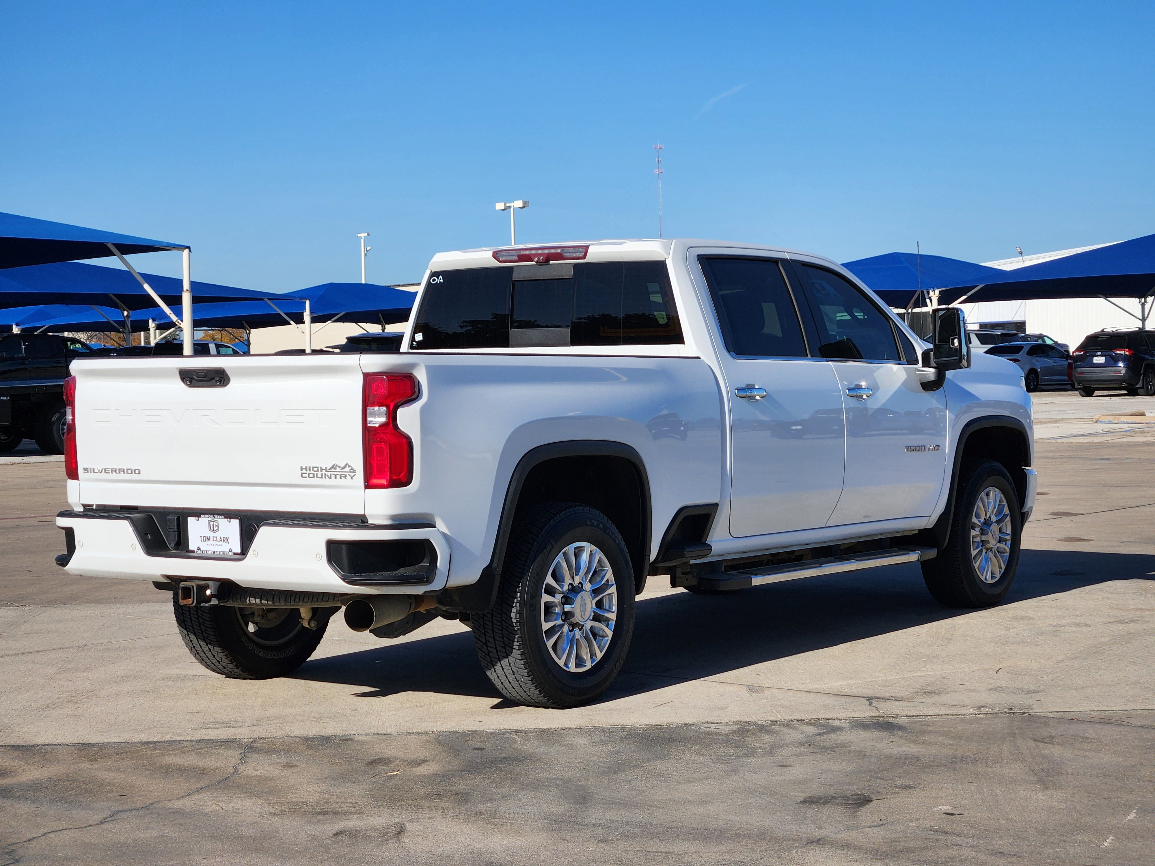 Certified 2020 Chevrolet Silverado 2500 High Country w/ Technology Package image 7
