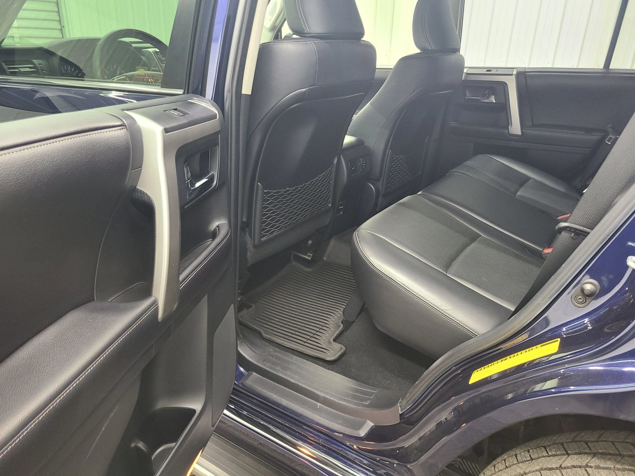 Used 2018 Toyota 4Runner Limited AWD/4WD image 37
