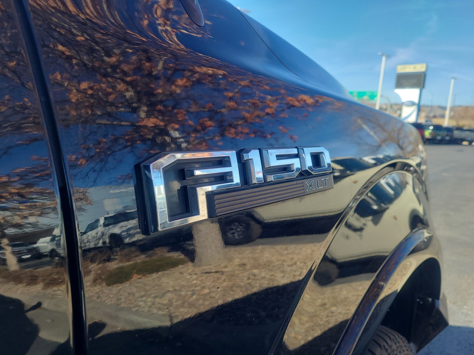 Certified 2017 Ford F150 XLT w/ Equipment Group 302A Luxury image 24