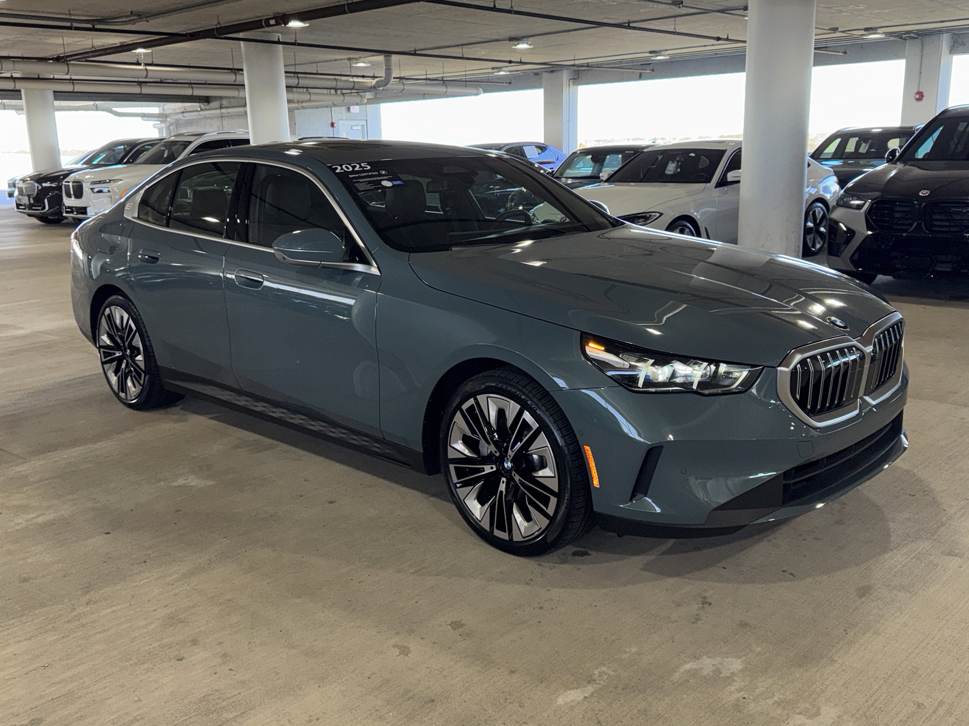 Certified 2025 BMW 530i image 2